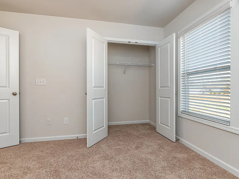 437 Yellow Fox Rd — Photo 21