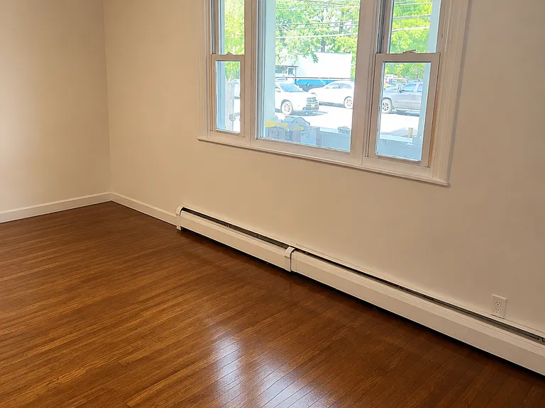 80 N Highland Ave #5 — Photo 4