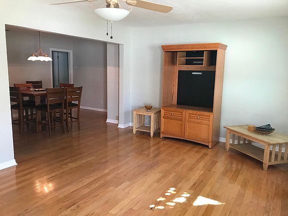 3rd image of 3819 W San Nicholas St