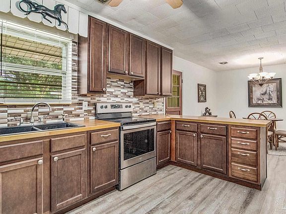 5th image of 5534 Sun Valley Dr