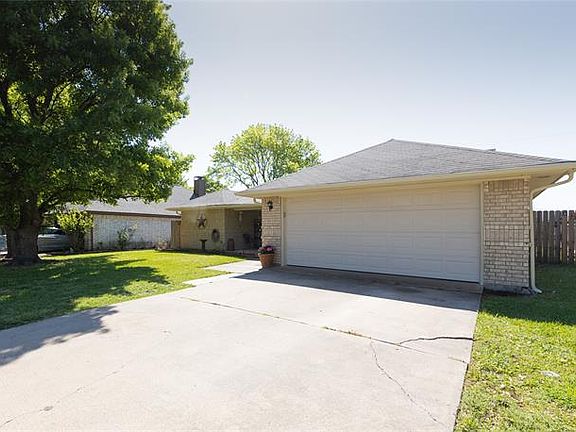 5th image of 1103 Savannah Dr