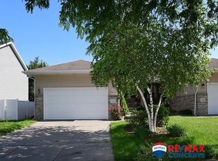 1121 W Lake St, Lincoln, NE 68516