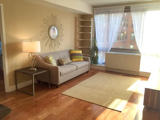 Sold by Sotheby's International Realty | media 25