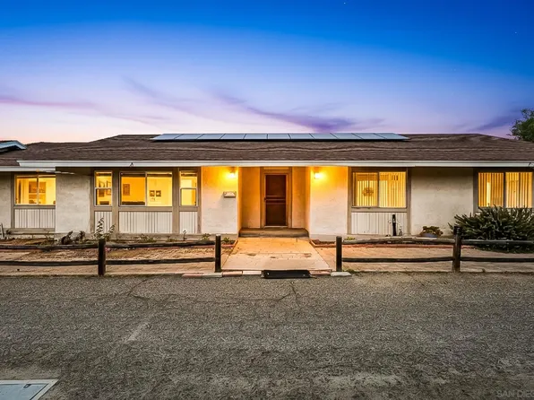 221 Colina Ter, Vista, CA 92084