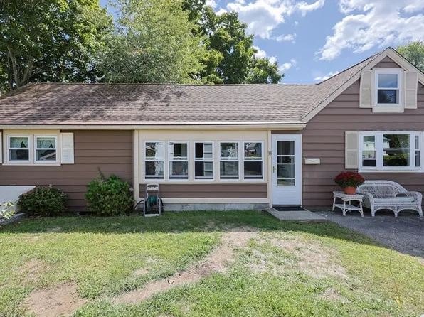 33 Monroe St, Taunton, MA 02780