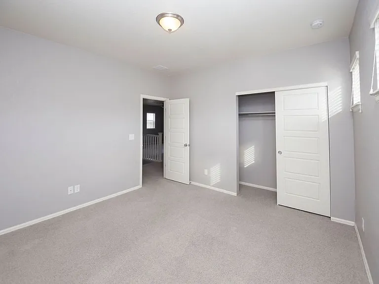 2121 Cutting Horse Dr — Photo 43
