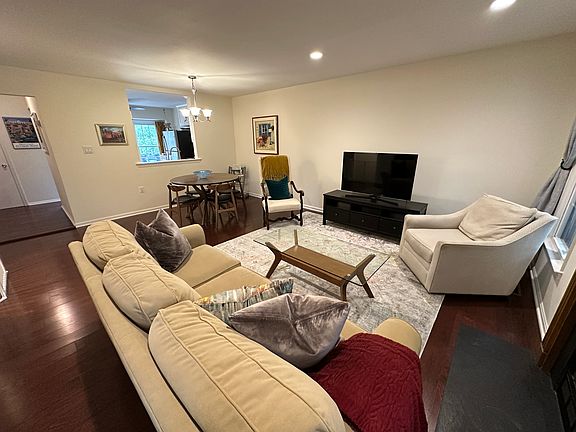 3rd image of 3805 Usher Ct