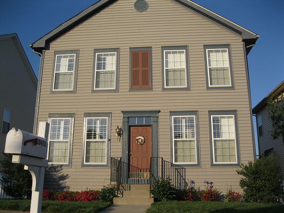 1st image of 20472 Charter Oak Dr