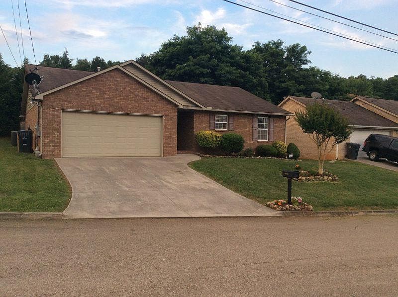 1st image of 1810 Tillery Square Ln
