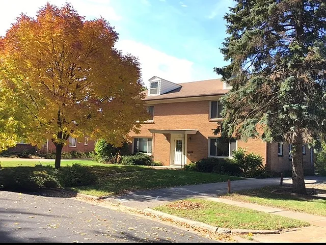 422 Rushmore Ln #1 — Photo 22