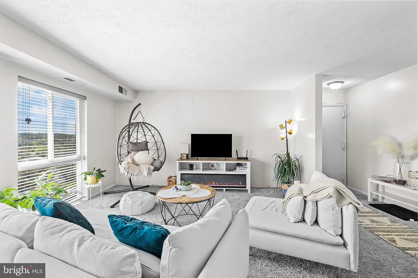 6145 Edsall Rd APT M photo 1