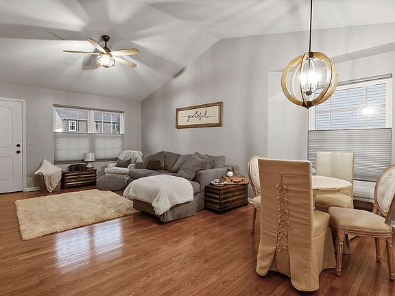 4th image of 711 W Marrew Pl