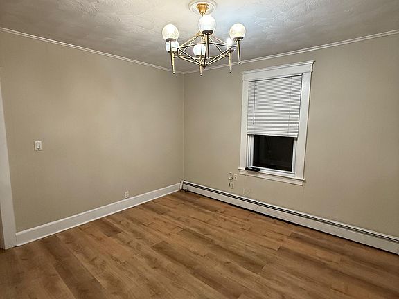 4th image of 80 Terrace Ave Floor 3