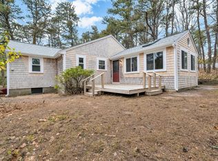 10 Bartlett Road, Wellfleet, MA 02667