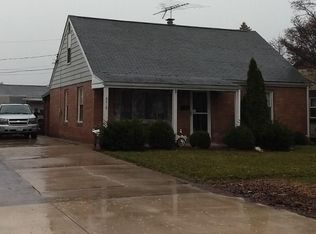 878 Loch Haven Blvd, Maumee, OH 43537