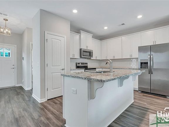 5th image of 116 Ainsdale Dr