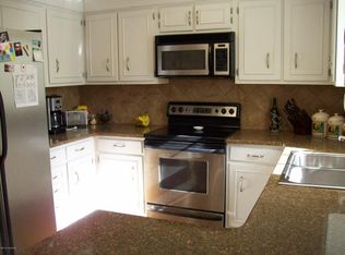 2324 Thornhill Rd, Thornhill, KY 40222