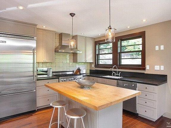 2nd image of 15 Owlswood Dr