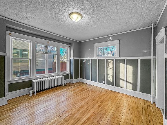 6. 1516 University Ave - Dining_Reverse
