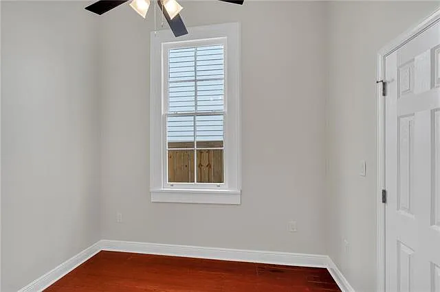 2512 Laurel St — Photo 7