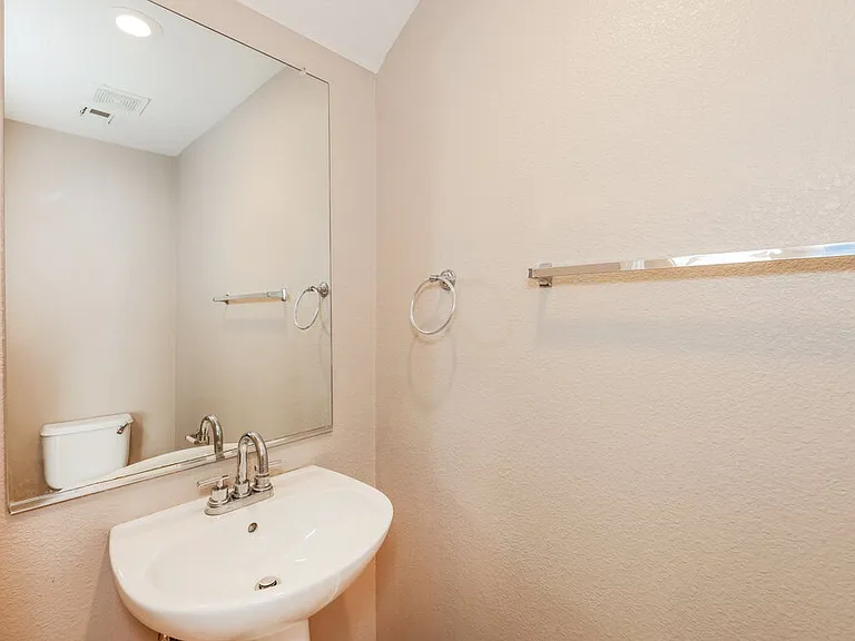 5450 Mercantile St — Photo 16