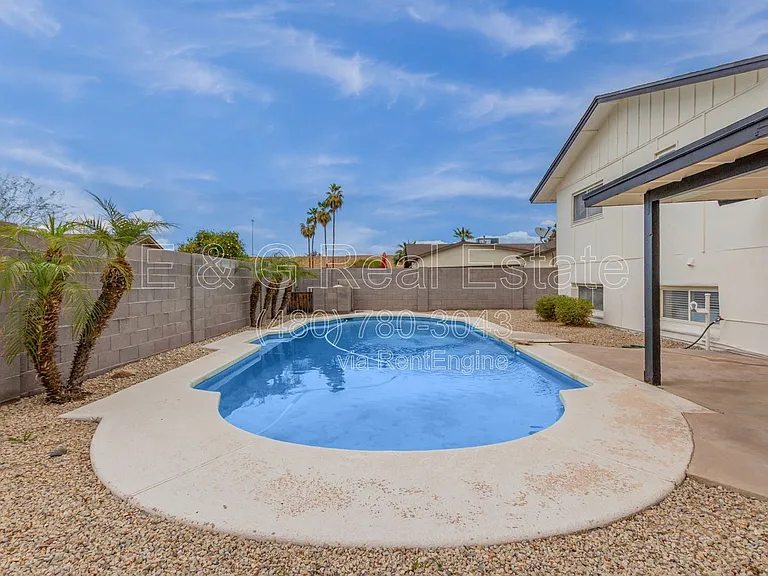 4414 S Newberry Rd — Photo 24
