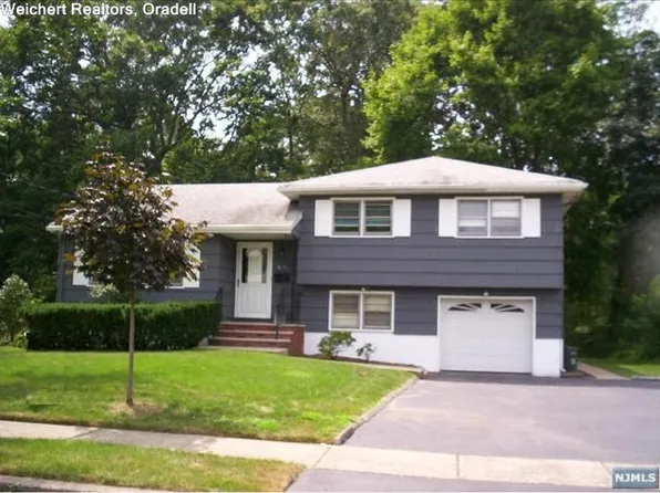 15-18 Mandon Pl #1X, Fair Lawn, NJ 07410
