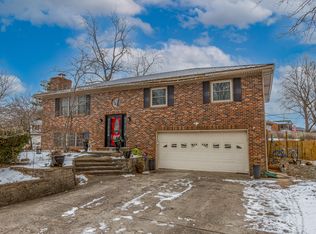 560 Merrimac Dr, Lexington, KY 40503