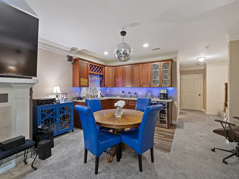 102 Mallard Dr #1A — Photo 52