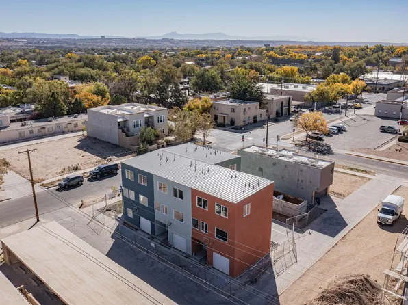 619 14th St SW, Albuquerque, NM 87102