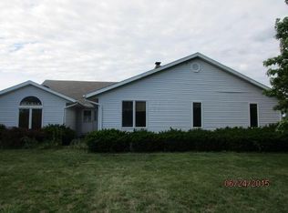 934 Tarlton Rd, Circleville, OH 43113