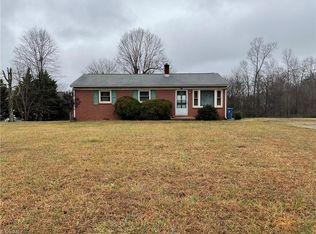 942 Boone Valley Rd, Whitsett, NC 27377