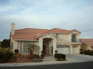 8708 Castle Hill Ave, Las Vegas, NV 89129