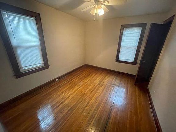 2nd image of 2374 Glenmawr Ave APT A