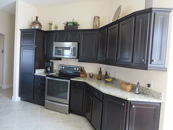 4th image of 3515 Quietwoods Dr