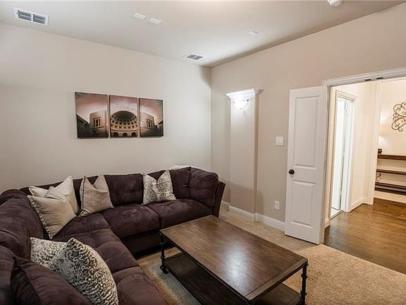 5th image of 601 Warwick Blvd