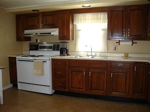 4th image of 1336 3rd St