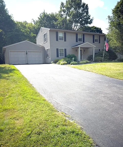 56 Tree Brook Dr — Photo 1