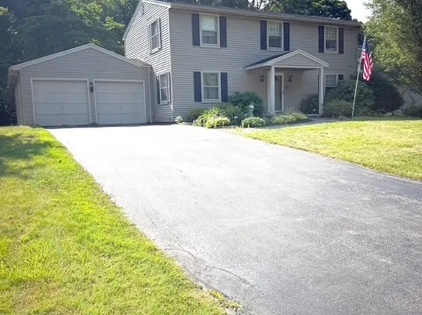 56 Tree Brook Dr, Rochester, NY 14625