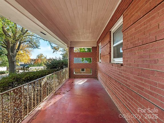 3rd image of 3826 Conway Ave