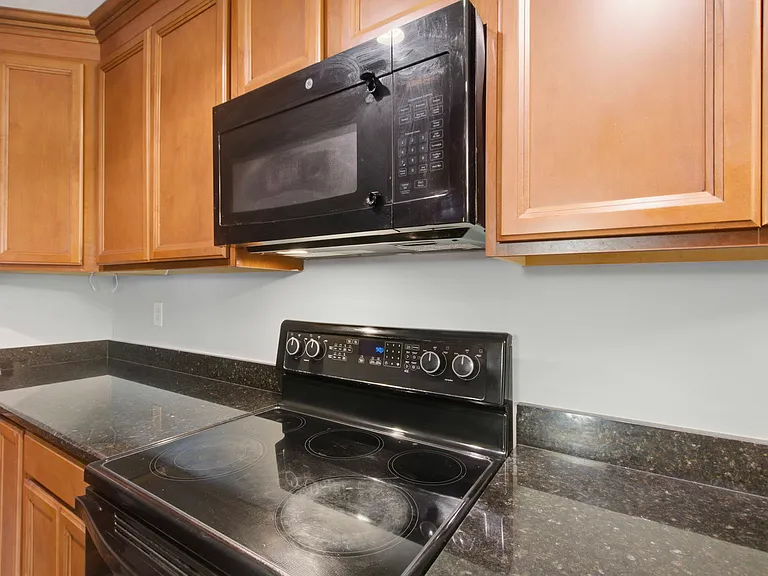 2067 Dogwood Rd — Photo 15