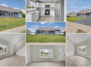30 Arbor Meadow Dr, Sicklerville, NJ 08081