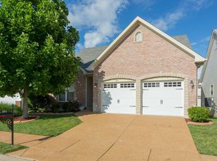 204 Natural Spring Dr, O'Fallon, MO 63366