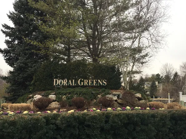 128 Doral Greens Dr W, Rye Brook, NY 10573