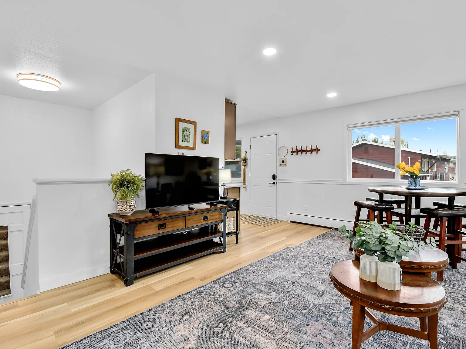 2 bed, 1100 sqft, $2,750 — Photo 4