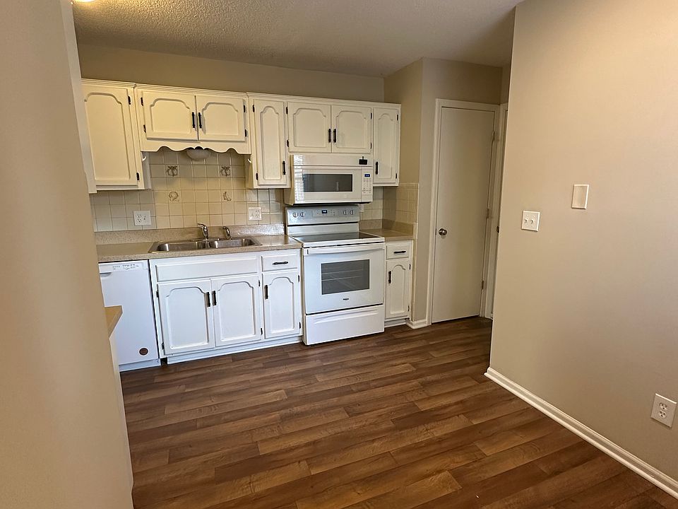 1st image of 9914 N Cherry Dr
