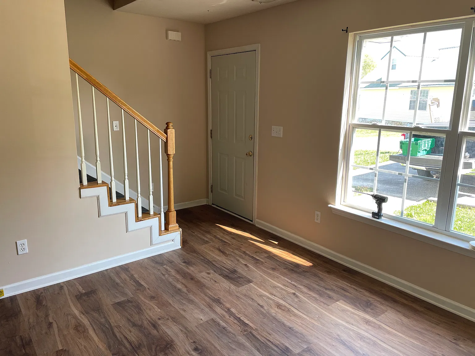 2 bed, 1.5 bath, 1000 sqft, $975 — Photo 3