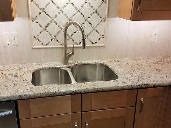 4th image of 7018 Brockington Dr