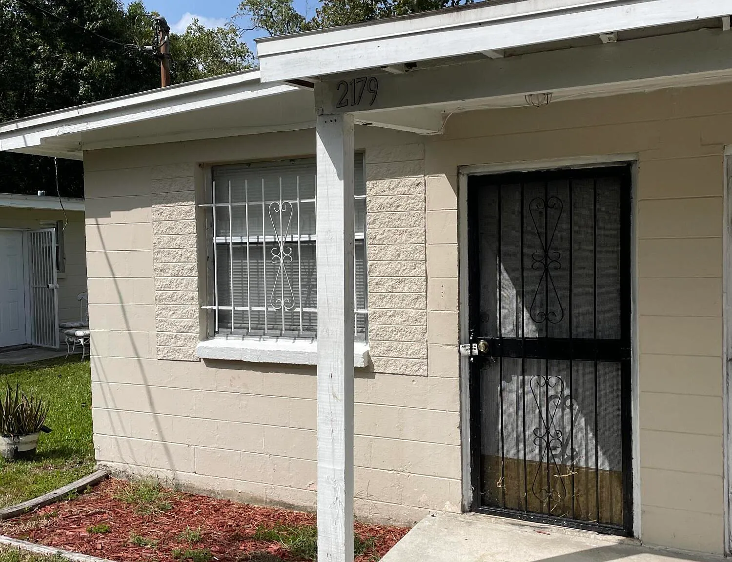 2 bed, 1.0 bath, 700 sqft, $950 — Photo 3