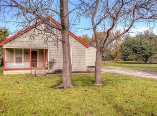 311 N McGraw St, Forney, TX 75126
